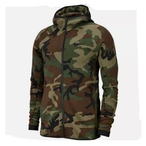 •Nike• Therma Flex Showtime Camo DriFit Basketball Hoodie Jacket